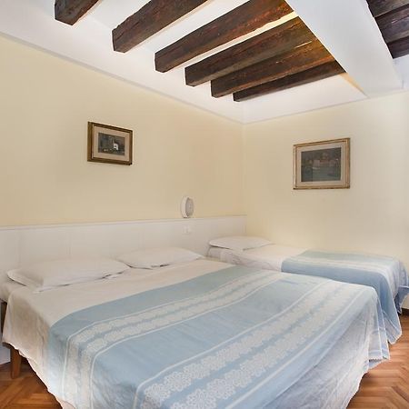 Hotel San Fantin Венеция Стая снимка